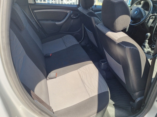 Imagen 10 de 11 de Renault Duster 2013 2.0 4x4 Luxe 138cv