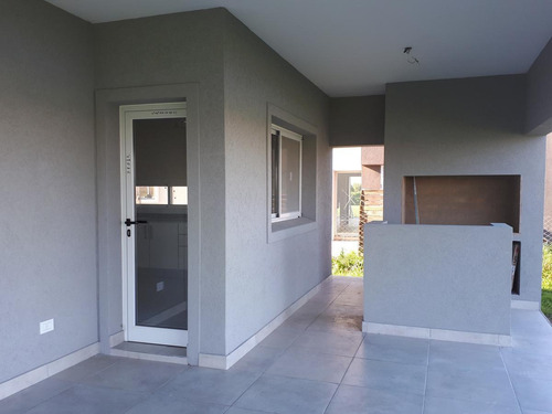 Imagen 5 de 12 de Casa En Venta El Canton Bº Norte A Laguna C/pileta