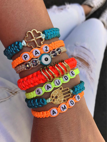 Imagem 2 de 10 de Pulseira Blogueira Neon Olho Grego Búzios Coração Cavalo