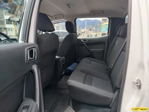 Ford Ranger 3.2 XLT AT