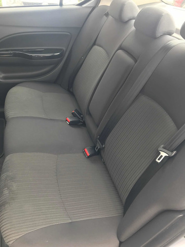 Imagen 10 de 10 de Dodge Attitude 2019 1.2 Sxt At Cvt