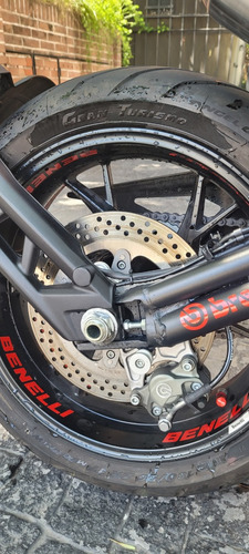 Benelli 752s - 2023 4.600 Km - Impecable