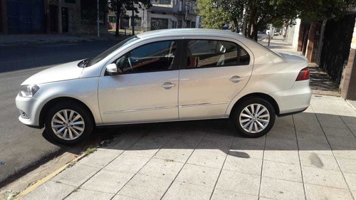 Volkswagen Voyage 1.6 Highline 101cv Ll Aw 2015
