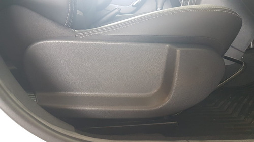 Imagem 2 de 9 de Moldura Lateral Banco Ld Carona Duster Original 873303565r