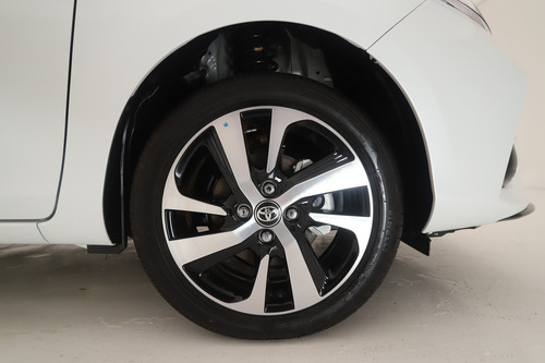 Toyota Yaris 1.5 107Cv Xls Pack Cvt