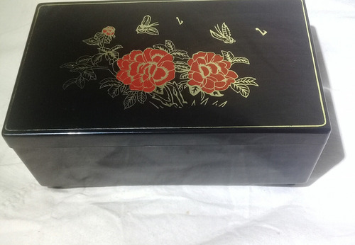 Caja De Música Antigua Sisnes (Usado)