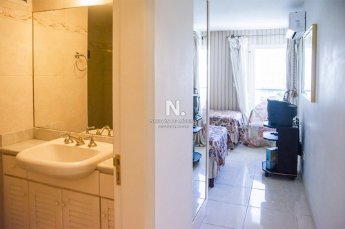 Hermoso Departamento En Venta Con Vista Al Mar, Primera Fila- Ref: 3712