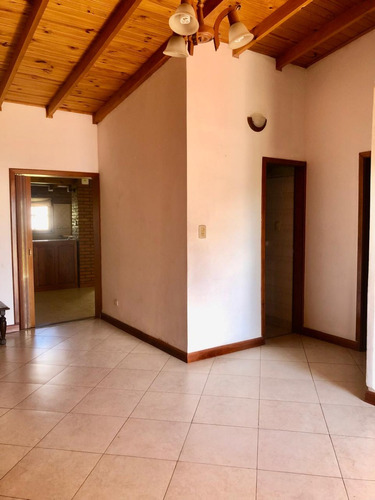 Excelente Casa Apta Crédito En Barrio Parque Esperanza Luján