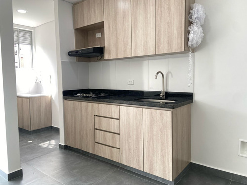 Venta De Apartamento En La Doctora, Sabaneta