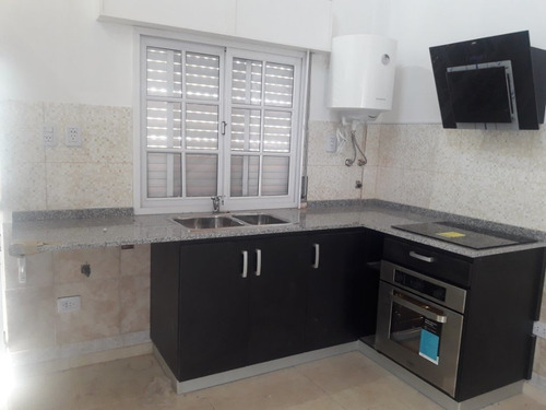 Imagen 9 de 14 de Departamento Tipo Casa En Venta En Lanus Oeste