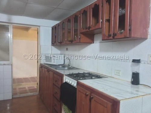 Imagen 4 de 25 de Casa Cagua Centro 04 Dormitorios 04 Baños