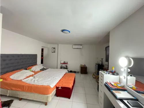 Se Vende Casa Urb. Los Chorros