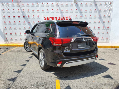 Imagen 3 de 15 de Mitsubishi Outlander 2020 5p Limited Hbrido L4/2.0 Aut