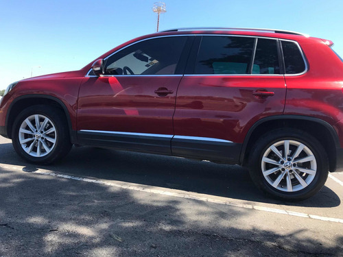 Imagen 6 de 13 de Volkswagen Tiguan 2013 2.0 Sport & Style Tsi 200cv Tiptronic