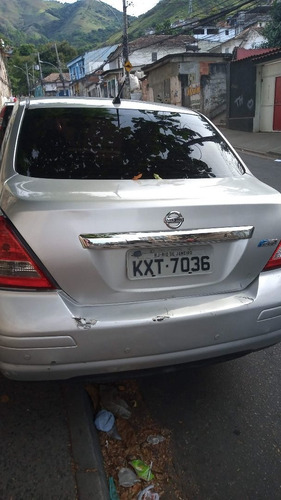 Nissan Tiida Sedan 2011 1.8 Flex 4p