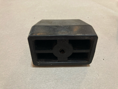 Par Calço Batente Banco Dianteiro Kombi Clipper Original (Usado)