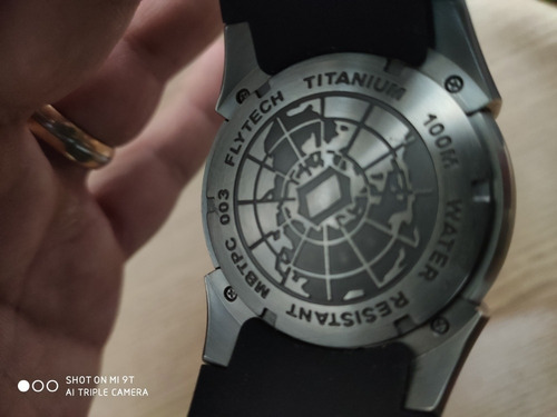 Relógio Orient Fly Tech Titânio