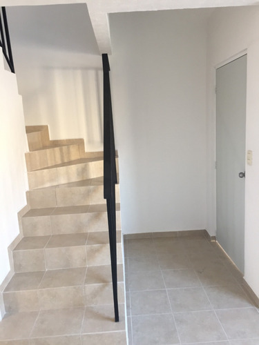 Casa En Venta En Fraccionamiento Los Viñedos Residenciales Pachuca Hidalgo
