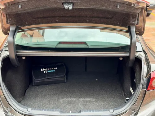 Mazda 3 Touring IPM MT