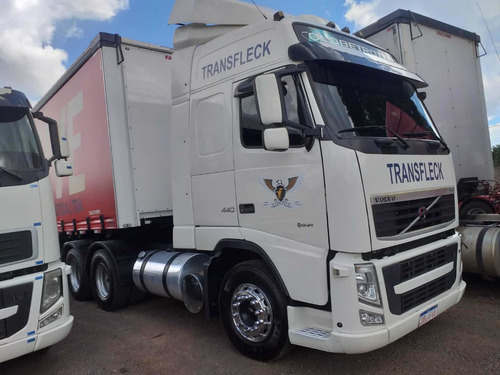 Imagem 3 de 7 de Volvo Fh 440 6x2