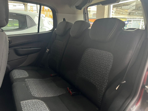 Fiat Uno 1.0 Attractive Flex 5p 5 marchas