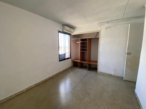 Imagen 15 de 19 de Alquiler Apartamento Resd. Lara, En La Av. Lara C/c Branger