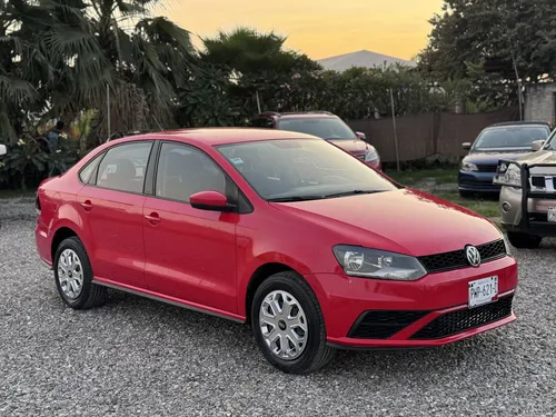 Volkswagen Vento 1.6 Starline At