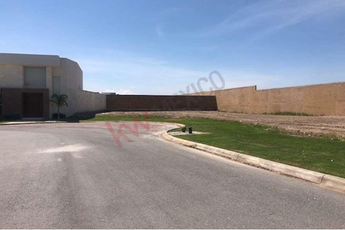 Excelente Terreno En Venta En Las Villas, Uno De Los Fraccionamientos Mas Exclusivos De Torreon,...