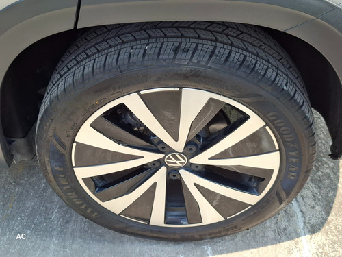 Volkswagen Taos 1.4 Tsi Highline At