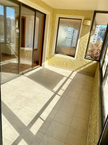 Imagen 4 de 23 de Departamento En Venta De 4 Dorm. En Viña Del Mar