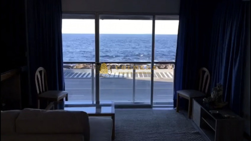 Apartamento En Peninsula En Rambla Brava Frente Al Mar En 1era Linea 3 De 2 Baños Terraza Amplia Con Partillero Parrillero Y 2 Garajes. Consulte!!!!!!- Ref: 2354