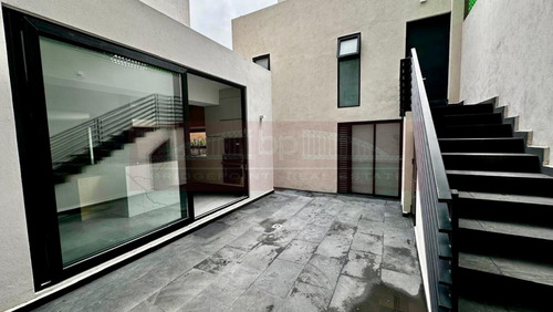 Casa En Venta En Av. Explanada, Lomas De Chapultepec, Miguel Hidalgo, Cdmx.