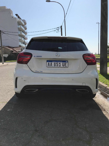 Imagen 4 de 10 de Mercedes-benz Clase A 2017 2.0 A250 At Sport 218cv