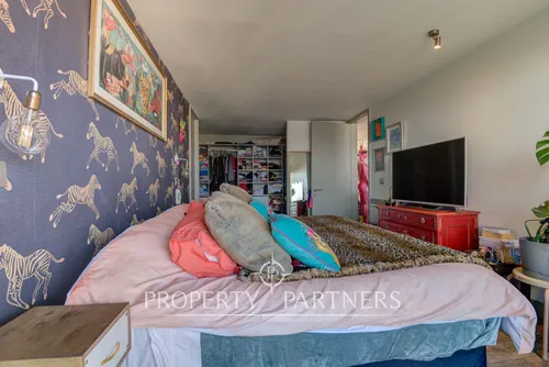 Penthouse Dúplex Con Vista Despejada En Moderno Ed...