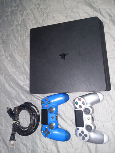 Play 4 Fat 500gb Con 2 Controles + Fifa24 + 2 Juegos 