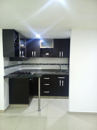 Apartamento En Venta En Sabaneta Sector Alto De Las Flores