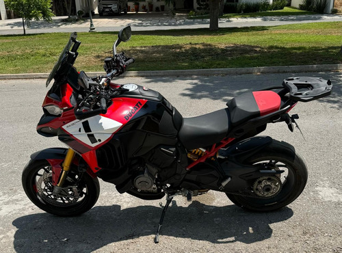 Motocicleta Ducati Multiestrada V4 Pikes , Modelo 2023