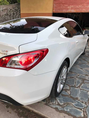 Hyundai Genesis 2.0 Coupe T 210cv Mt 2011