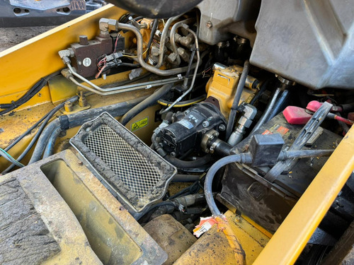 Minicargador Caterpillar 256c