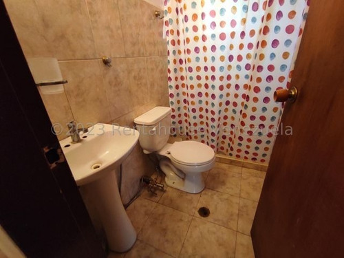 Imagen 18 de 30 de Apartamento En Urbanización Los Roques Piso Bajo, Poco Negociable!! Totalmente Amoblado Wm Mls #23-17376