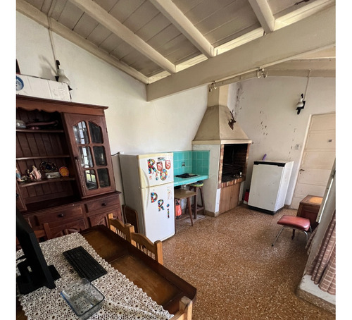 Chalet De 5 Ambientes, En Las Lomas De San Isidro.