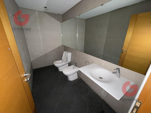 Galpon Con Oficinas 1800m2 - Mataderos