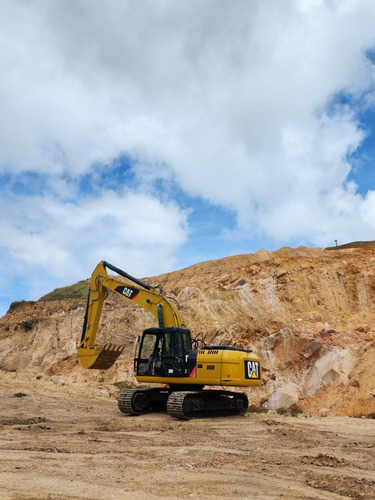 Excavadora Caterpillar 320d