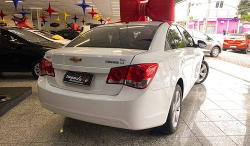 Imagem 9 de 10 de Chevrolet Cruze 1.8 Lt Sport6 16v Flex 4p Automático