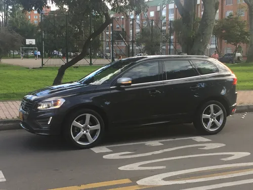Volvo XC60 3.0 T6 R-design Awd