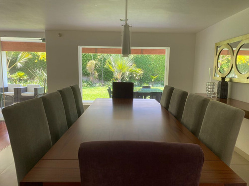 Casa En Venta Con Excelente Ubicación