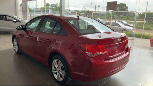 Imagen 3 de 15 de Chevrolet Cruze 2013 4p Ls 5vel A/a