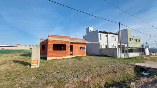 Oportunidad! Casa 2 Dormitorios A Terminar En Tierra De Sueños 3