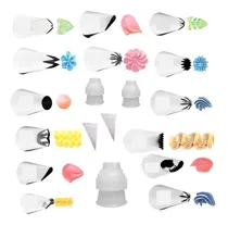 Comprar Wilton kit 14 bicos de coitar + adaptadores + sacos