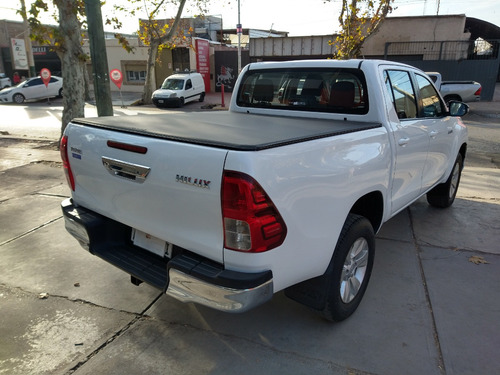 Toyota Hilux 2.8 Cd Sr 177cv 4x4